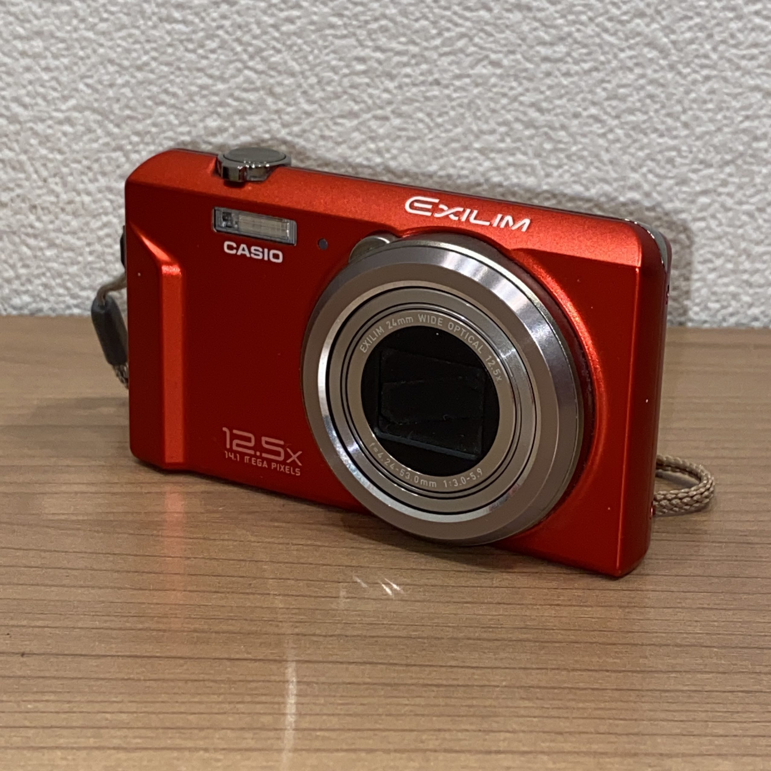 【CASIO/カシオ】EXILIM/エクシリム EX-ZS100 コンパクトデジタルカメラ(デジカメ) レッド/赤