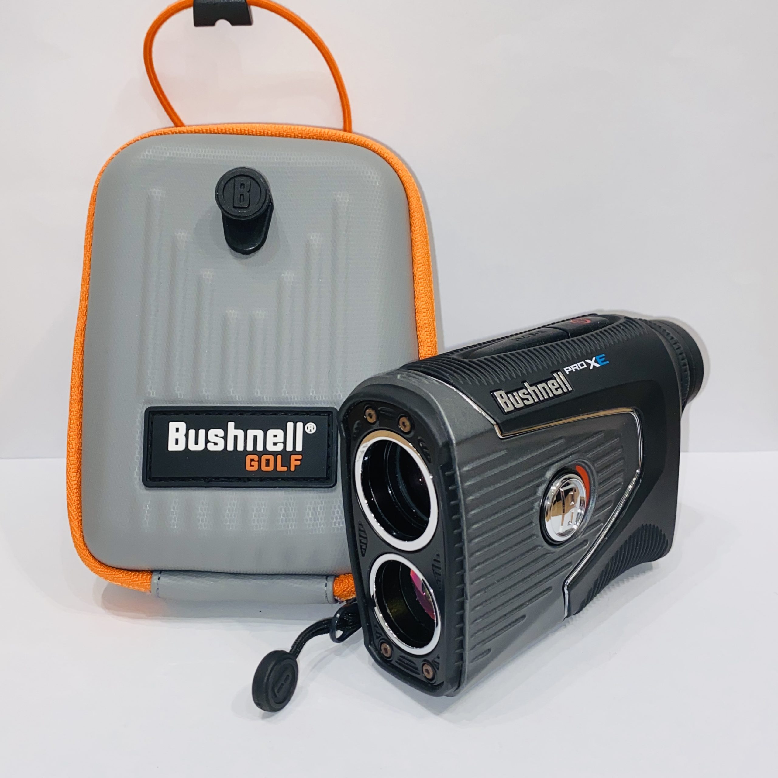 【Bushnell/ブシュネル】PRO XE/プロXE ピンシーカープロXEジョルト 距離測定器 ハードケース付き
