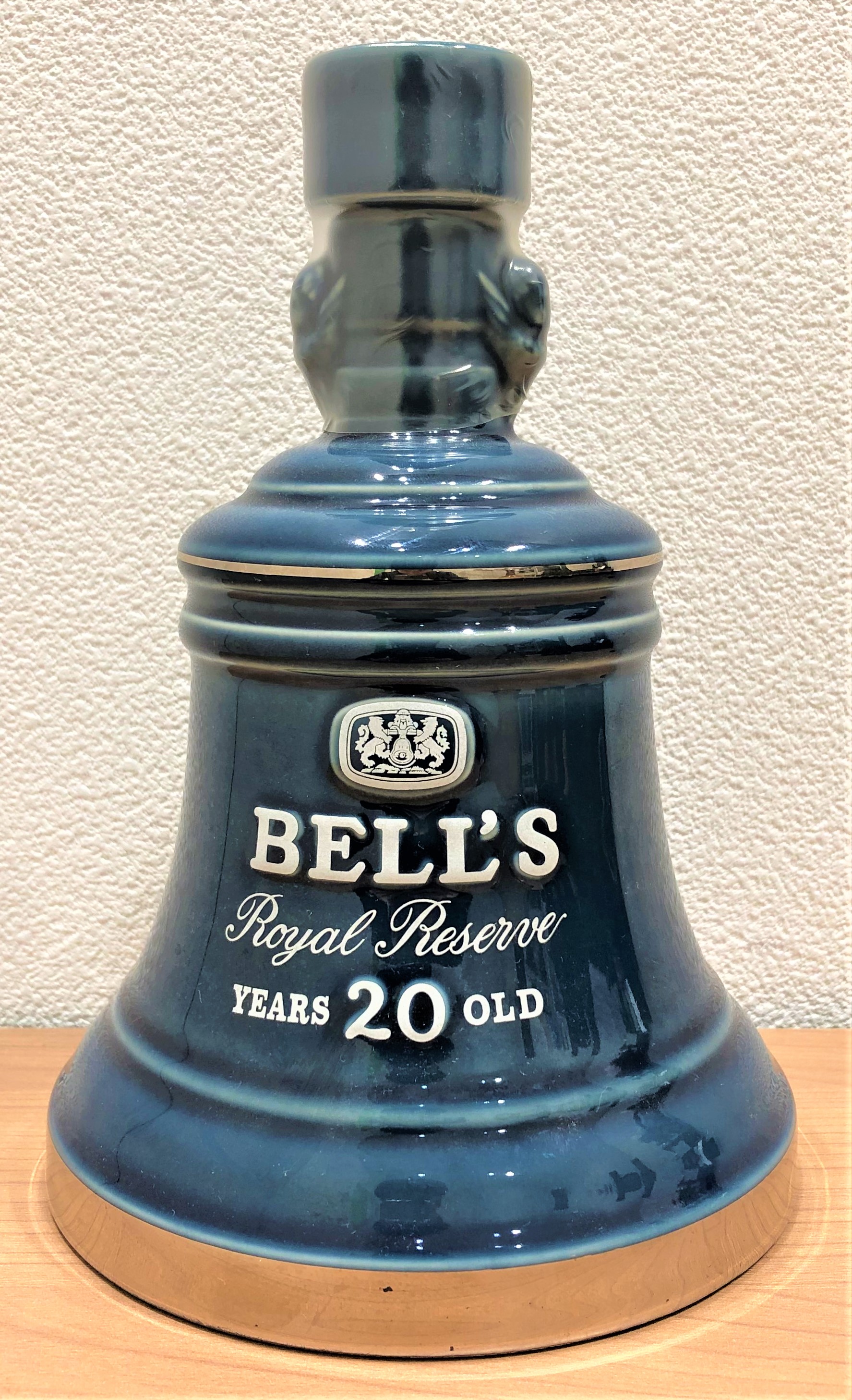 【BELL'S/ベル】20年 青陶器 750ml スコッチウイスキー