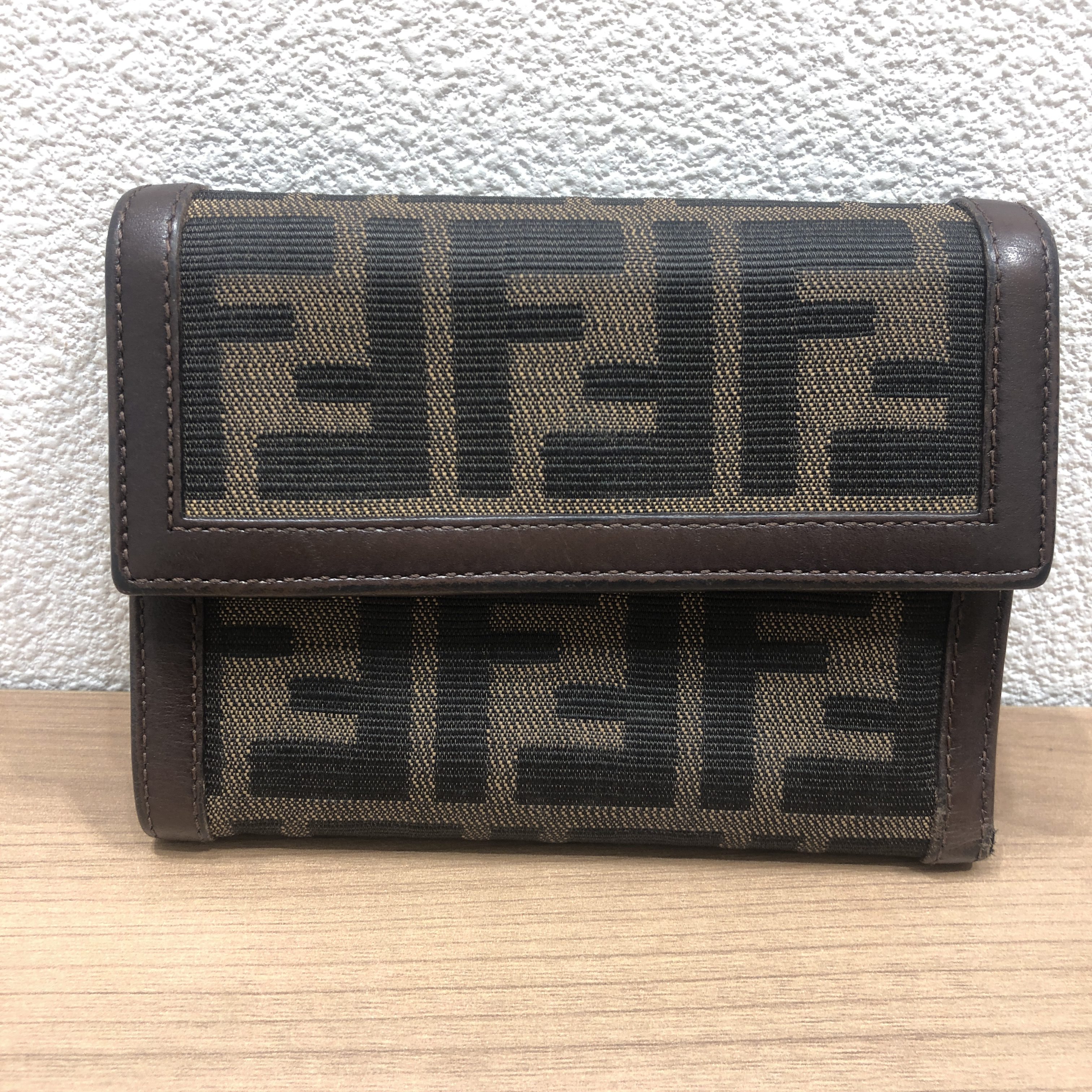 【FENDI/フェンディ】ズッカ柄 3つ折り財布