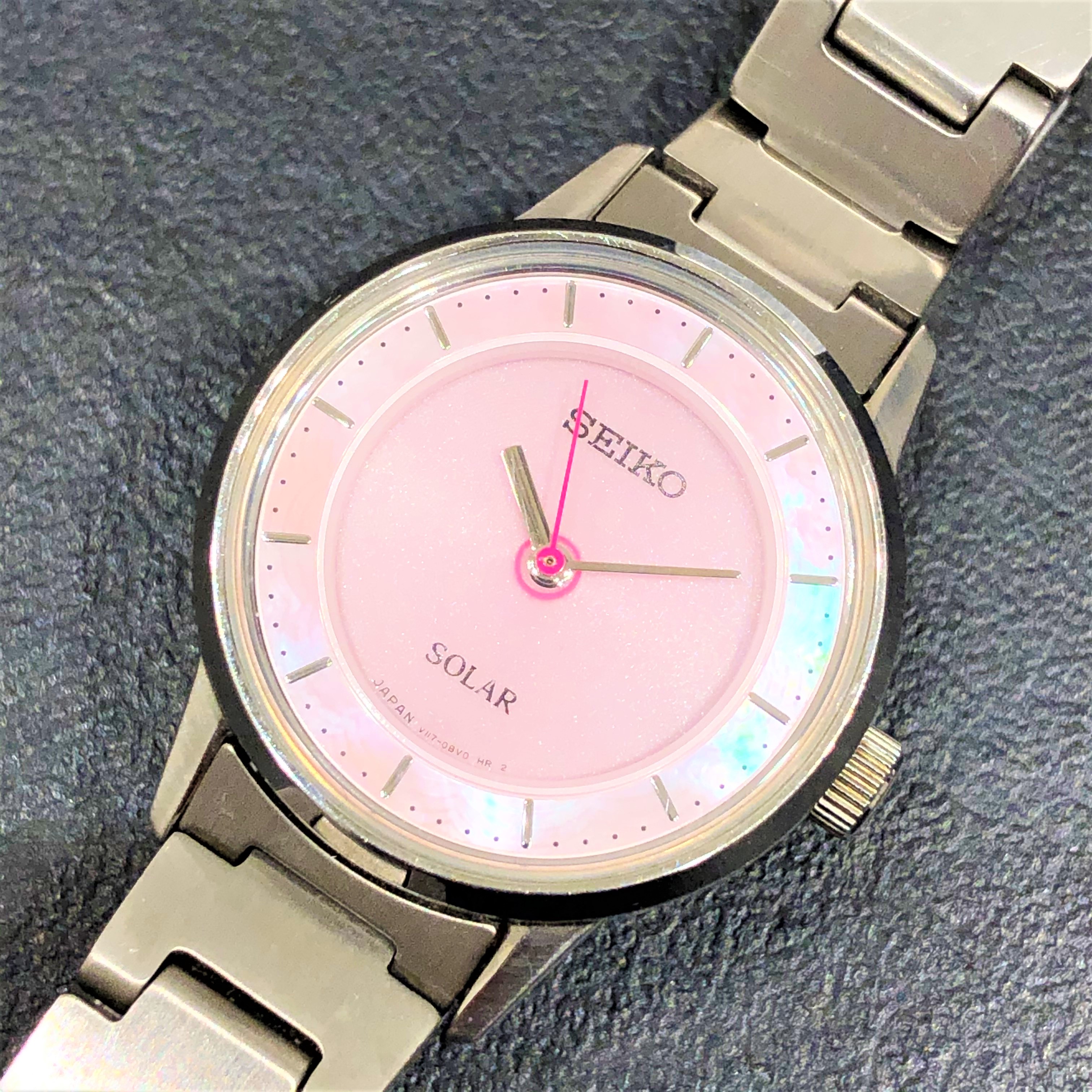 【SEIKO/セイコー】ソーラー V117 0AX0 腕時計