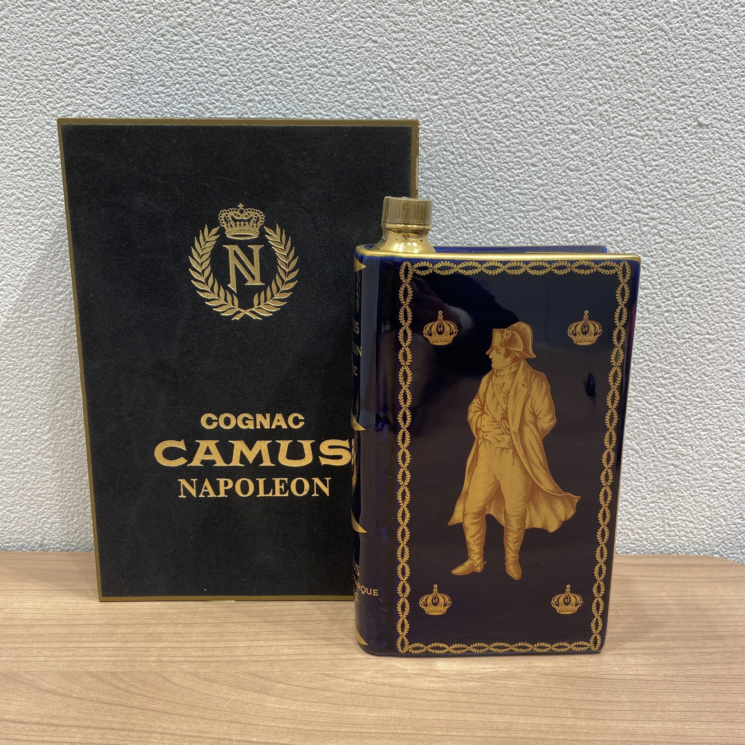 【CAMUS/カミュ】Book/ブック NAPOLEON/ナポレオン ブランデー 青陶器 700ml