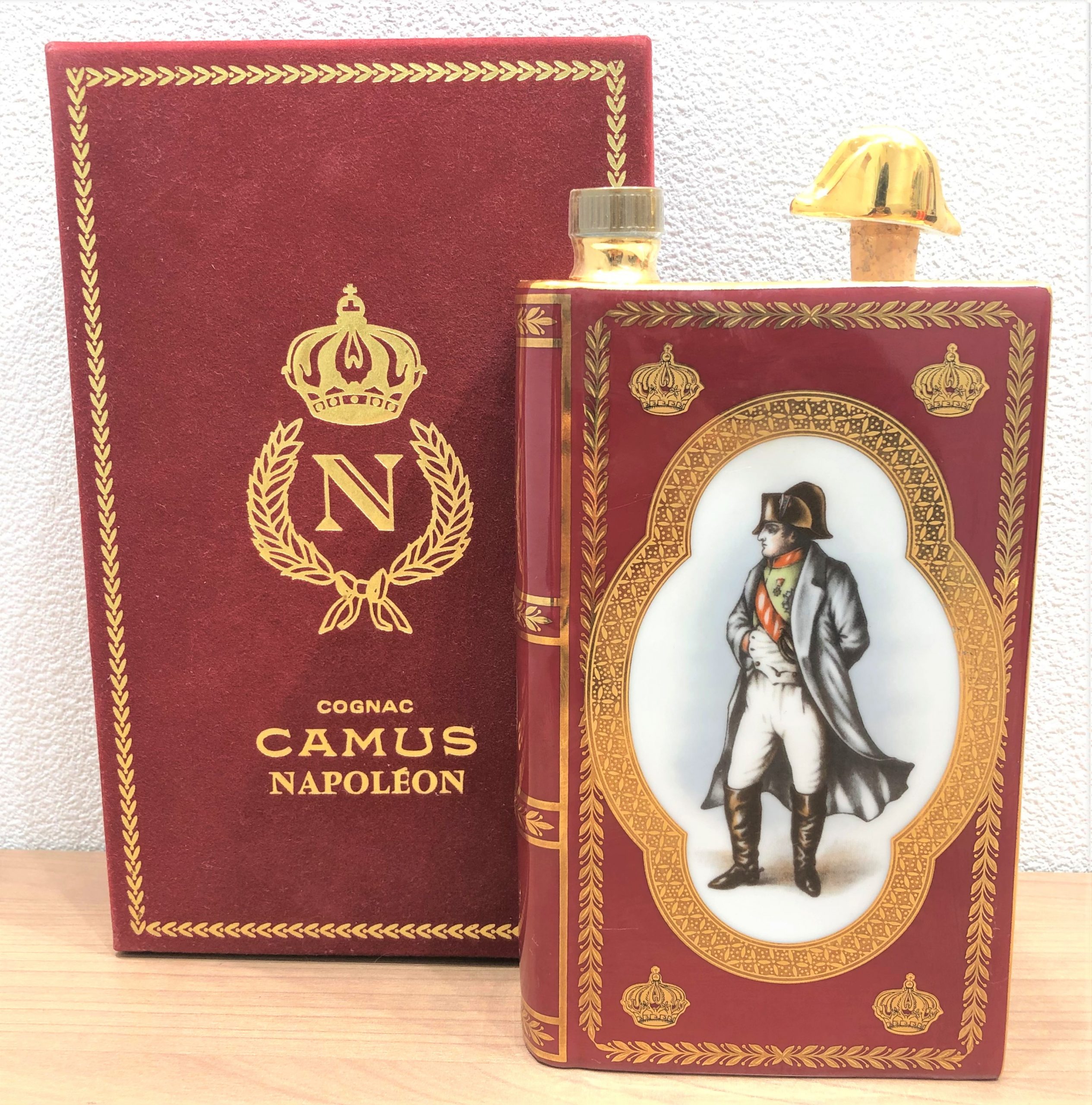 【CAMUS/カミュ】ナポレオン ブック 赤陶器 700ml ブランデー