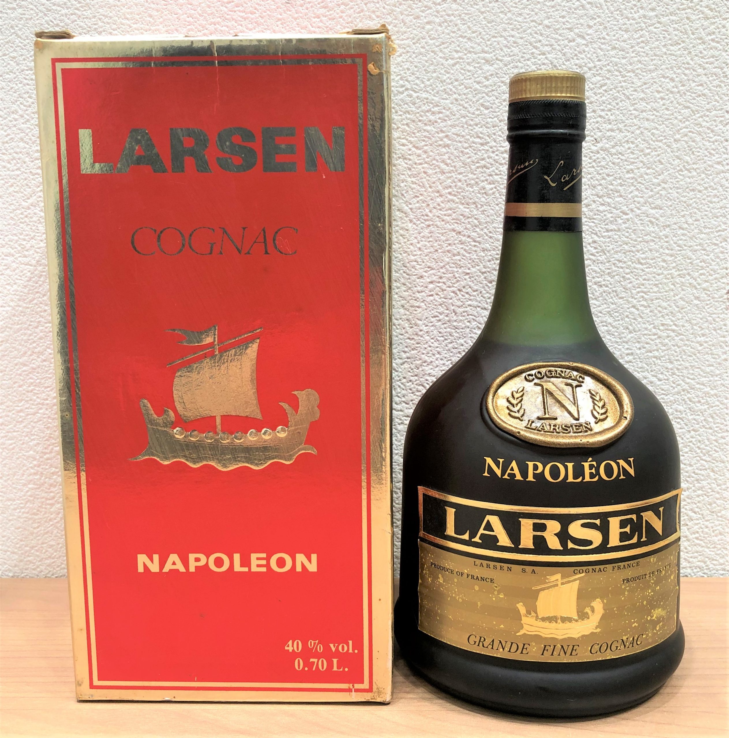 【LARSEN/ラーセン】ナポレオン グリーンボトル 700ml ブランデー