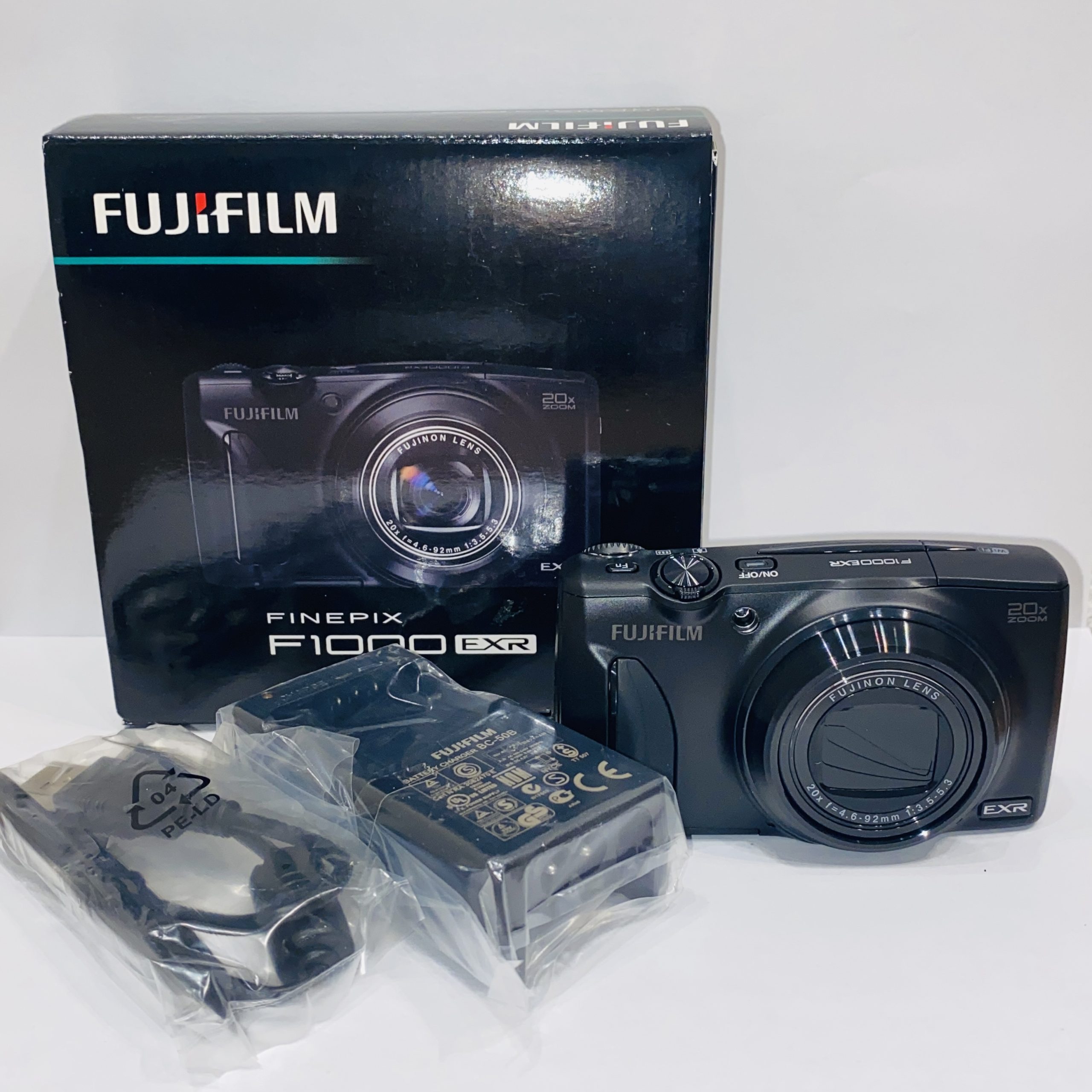 【FUJIFILM/フジフィルム】FINEPIX/ファインピクス F1000 EXR デジカメ ブラック 