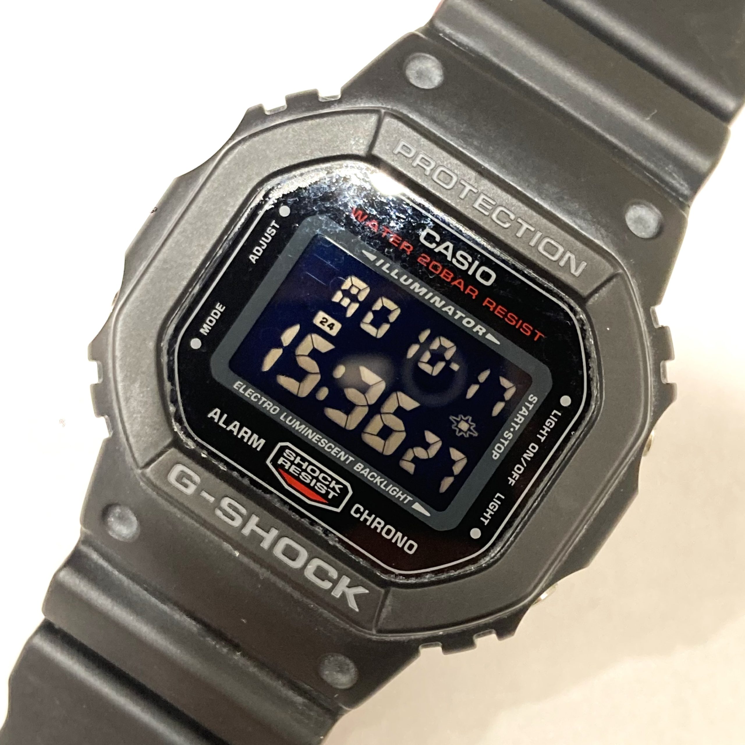 【CASIO G-SHOCK/カシオ Gショック】ブラック&レッド DW-5600HR デジタル 腕時計