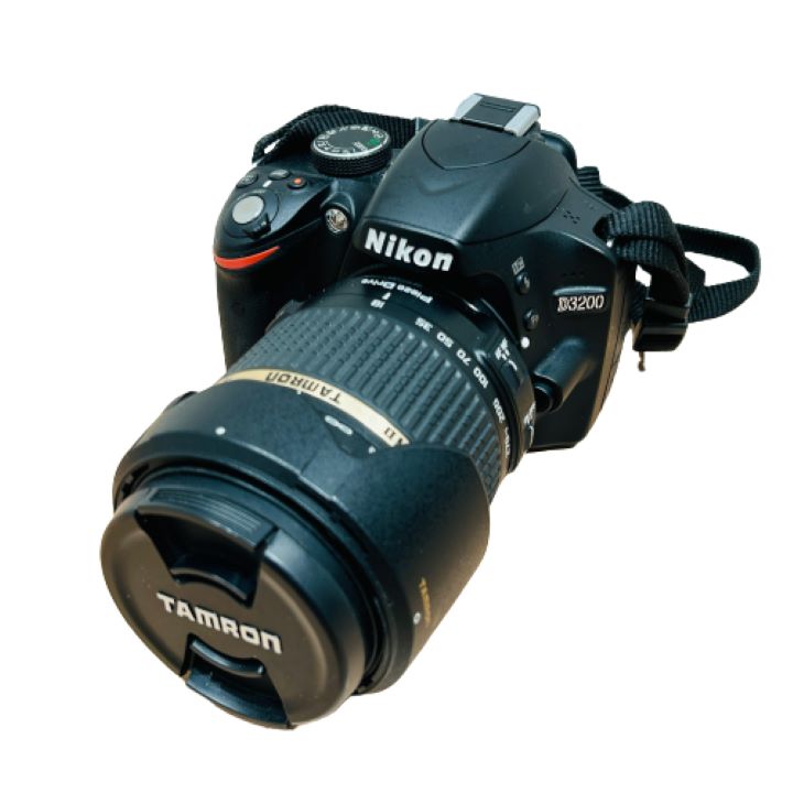 【Nikon/ニコン】D3200 デジタル一眼レフカメラ タムロンレンズ 18-270mm F/3.5-6.3
