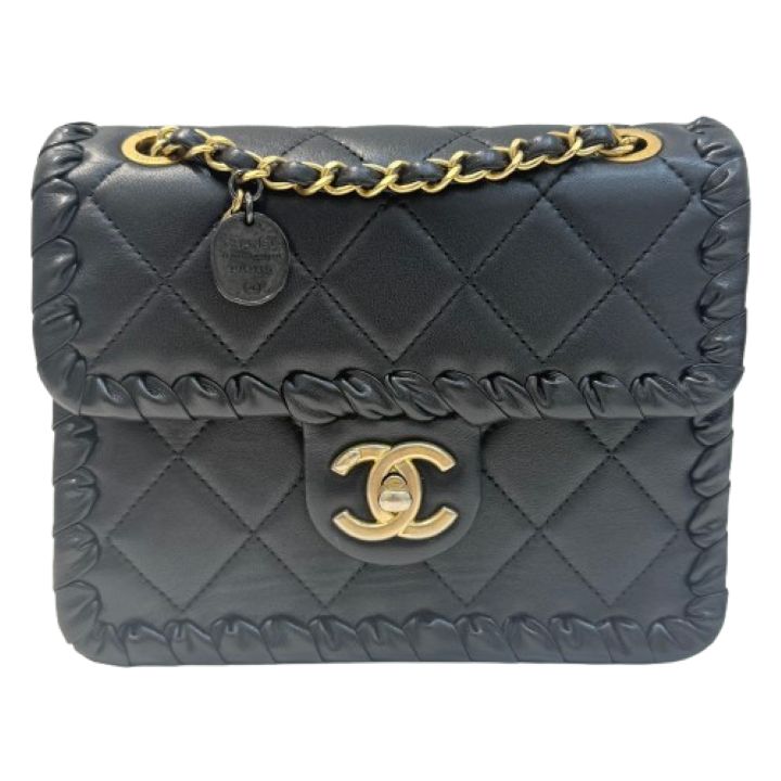 【CHANEL/シャネル】マトラッセ ラムスキン チェーンショルダーバッグ