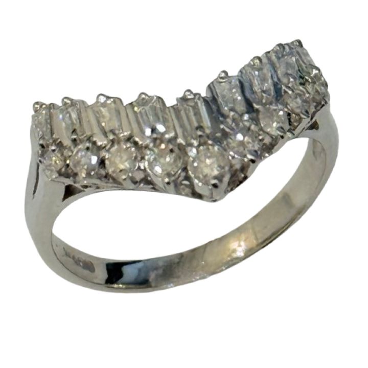 Pt900 リング MD1.5ct